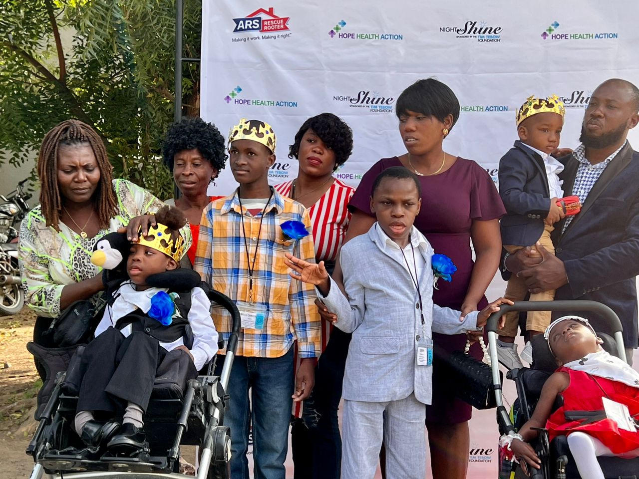 Des enfants handicapés honorés par la Hope Health Action